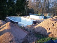 Bau Pool 110